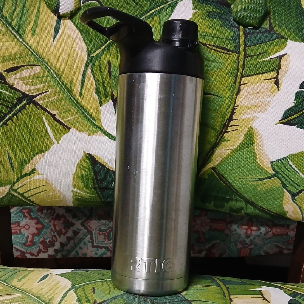 RTIC Stainless Steel Water Bottle with Black Lid, Preowned